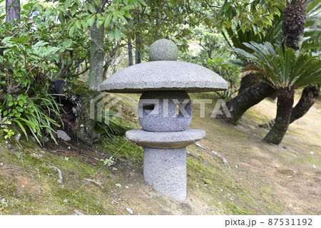 桂離宮　石灯籠 87531192