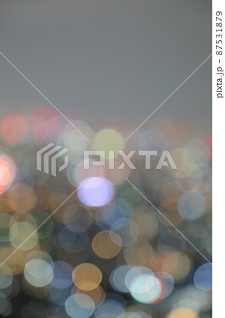 幻想的な都会の夜景 87531879