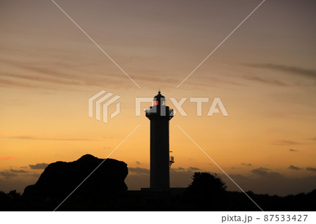 朝を迎えた灯台 朝を迎えた灯台 87533427