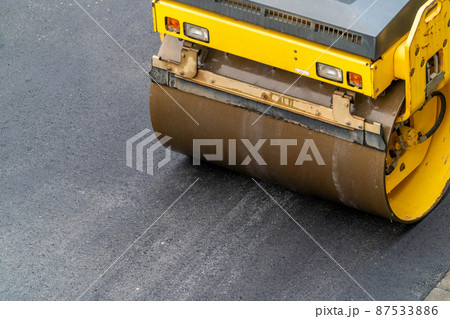 ロードローラー　舗装用ローラ　舗装工事　アスファルト舗装 87533886