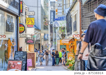 渋谷の都市風景　スペイン坂 87536914