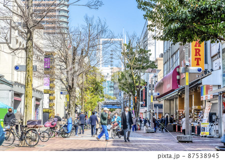 横浜の都市風景 関内駅 伊勢佐木町商店街・伊勢佐木町通り 横浜の都市風景 関内駅 伊勢佐木町商店街・伊勢佐木町通り 87538945