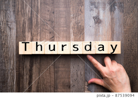 メージ　木曜日　Thursday 87539094