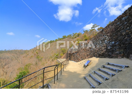 【香川県】快晴下の屋嶋城 87543196