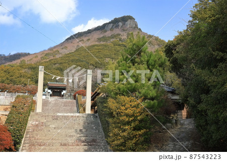 【香川県】快晴下の屋島神社 87543223