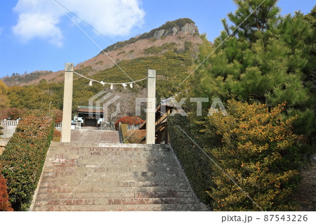 【香川県】快晴下の屋島神社 87543226