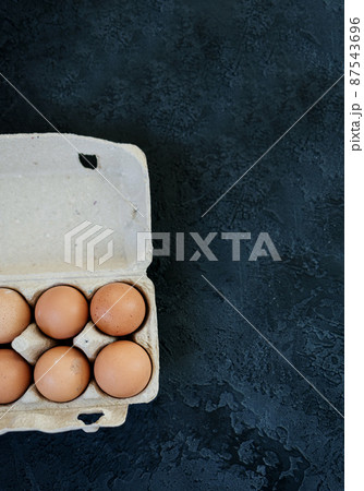 raw chicken eggs in box 87543696