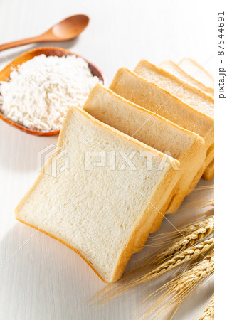 食パンイメージ 87544691