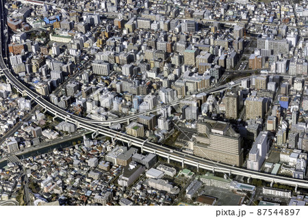 横浜市大附属市民総合医療センター上空から吉野町駅方向を空撮 87544897