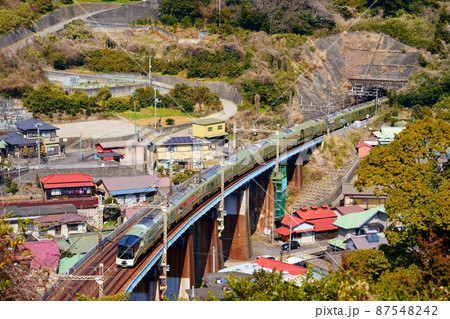 玉川橋りょうを渡るトランスイート四季島 87548242
