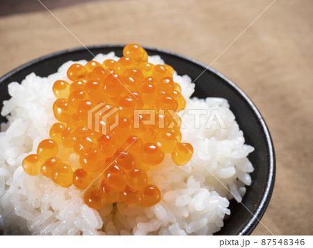 イクラとごはん 87548346