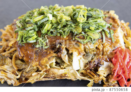 やきそば入りお好み焼き 87550658