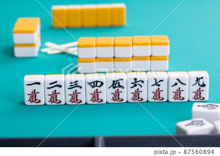 麻雀の牌　Mahjong 87560894