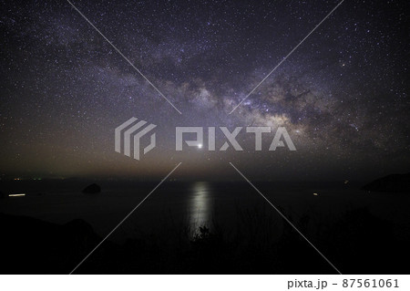 空の公園から明けの明星と夏の天の川《大分県 空の公園》 87561061