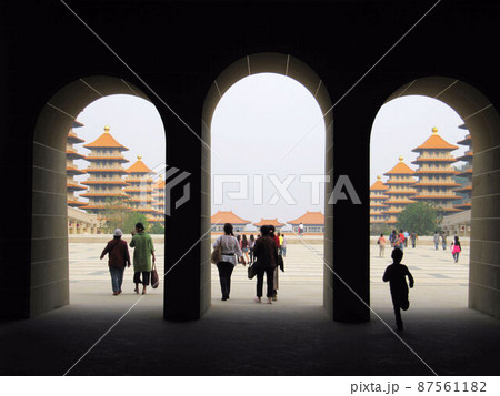 高雄 高雄市 仏教寺院 87561182