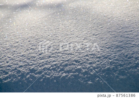 雪面・雪のアップ・氷の結晶 87561386