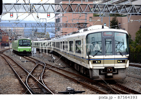 大和路線221系とおおさか東線201系 87564393
