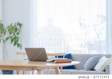 新築　一戸建て　パソコン 87572455