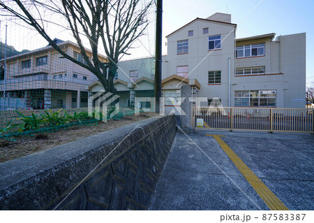 【廃校】尾道市立田熊中学校（現・因島総合福祉センターはっさく交流会館）4　広島県尾道市因島 87583387