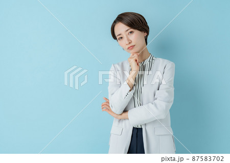 ビジネス 悩み 体調不良 女性 ビジネス 悩み 体調不良 女性 87583702