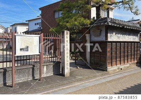 本居宣長旧宅跡地　豪商のまち松坂（三重県松阪市魚町） 87583855