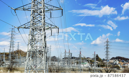 変電所 鉄塔 変電所 鉄塔 87586437