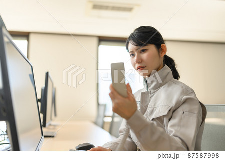 ビジネスシーン 87587998