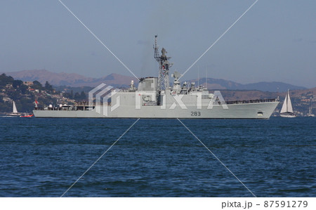 カナダ海軍の防空艦・アルゴンキン（2012年撮影、退役） 87591279