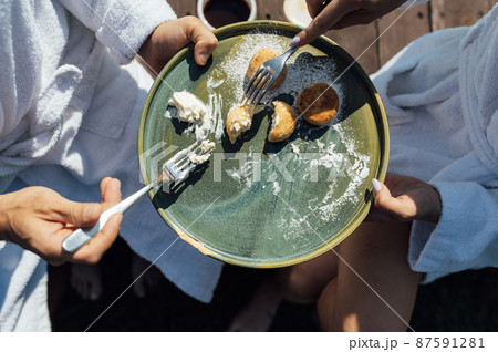 Couple having breakfast in luxury resort. Sunny day 87591281