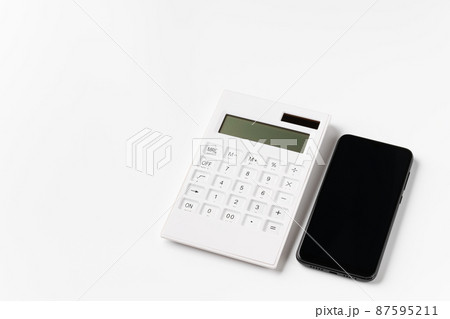 スマホと電卓 87595211