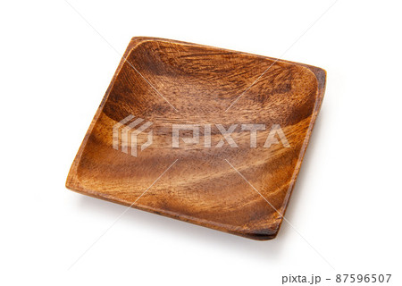 木製の食器、皿 87596507