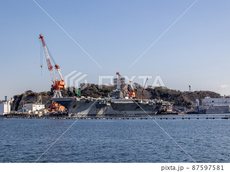 横須賀軍港巡り 米空母の写真素材 横須賀軍港巡り 米空母の写真素材