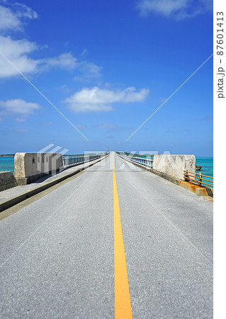 沖縄県宮古島・池間島 87601413