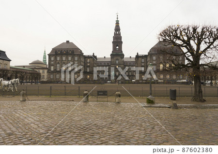 Christiansborg Palace in winter time in Copenhagen, Denmark. 87602380