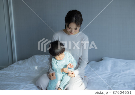 寝室の親子 寝室の親子 87604651