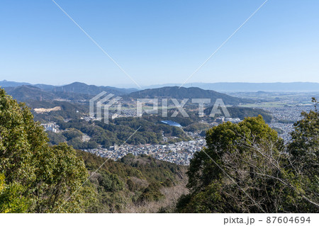 《福岡県》大野城跡から見た太宰府方面 87604694