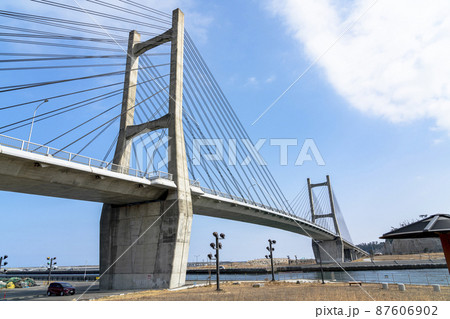 青空と松川浦大橋 福島県相馬市 青空と松川浦大橋 福島県相馬市 87606902