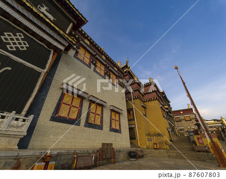 中国 雲南省 シャングリラ ソンツェリン寺 Songzanlin Monastery, China 87607803