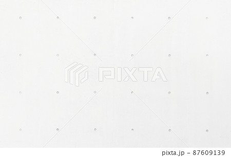セパ穴のあるオフホワイトのコンクリート壁の表面の背景画像 87609139