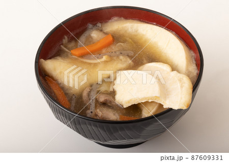 《青森県》八戸せんべい汁 《青森県》八戸せんべい汁 87609331