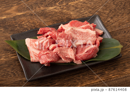 国産牛　牛肉切り落とし　焼き肉用 87614408