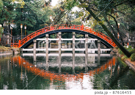 【大阪】住吉大社の反橋(太鼓橋)02 【大阪】住吉大社の反橋(太鼓橋)02 87616455