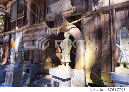 赤城山　瀧澤不動尊　滝沢の不動滝　不動大滝　群馬県指定名勝　爆布　滝　氷瀑 87617703