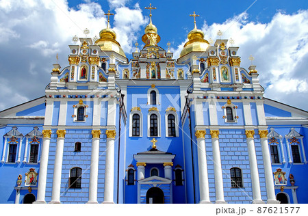 Kyiv or Kiev, Ukraine: St Michael's Golden-Domed Cathedral within the complex of St Michael's Golden-Domed Monastery. 87621577
