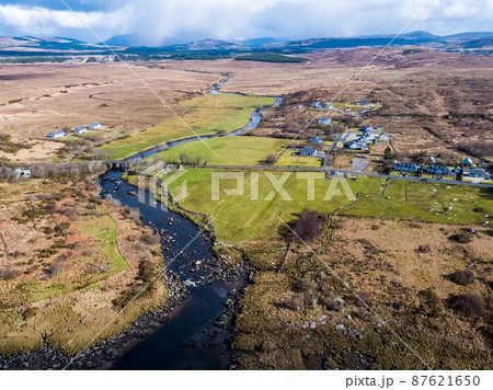 Aerial view of the mouth of the Owenea river by Ardara in County Donegal - Ireland 87621650