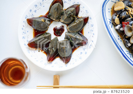 中華料理ピータンとしじみの醤油漬けには紹興酒 中華料理ピータンとしじみの醤油漬けには紹興酒 87623520