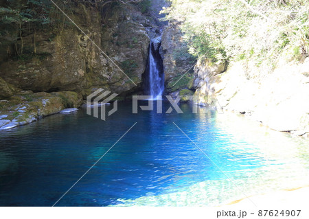 仁淀ブルー（にこ淵）　【高知県いの町】 87624907