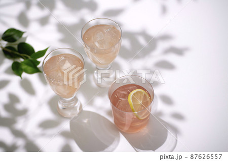 夏 冷たい飲み物 夏 冷たい飲み物 87626557