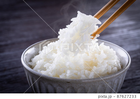 炊きたてのごはん 炊きたてのごはん 87627233
