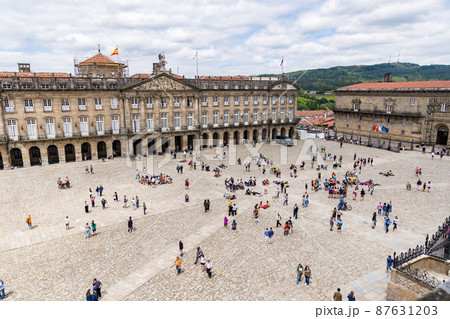 サンティアゴ・デ・コンポステーラ大聖堂　カミーノ　巡礼者 87631203